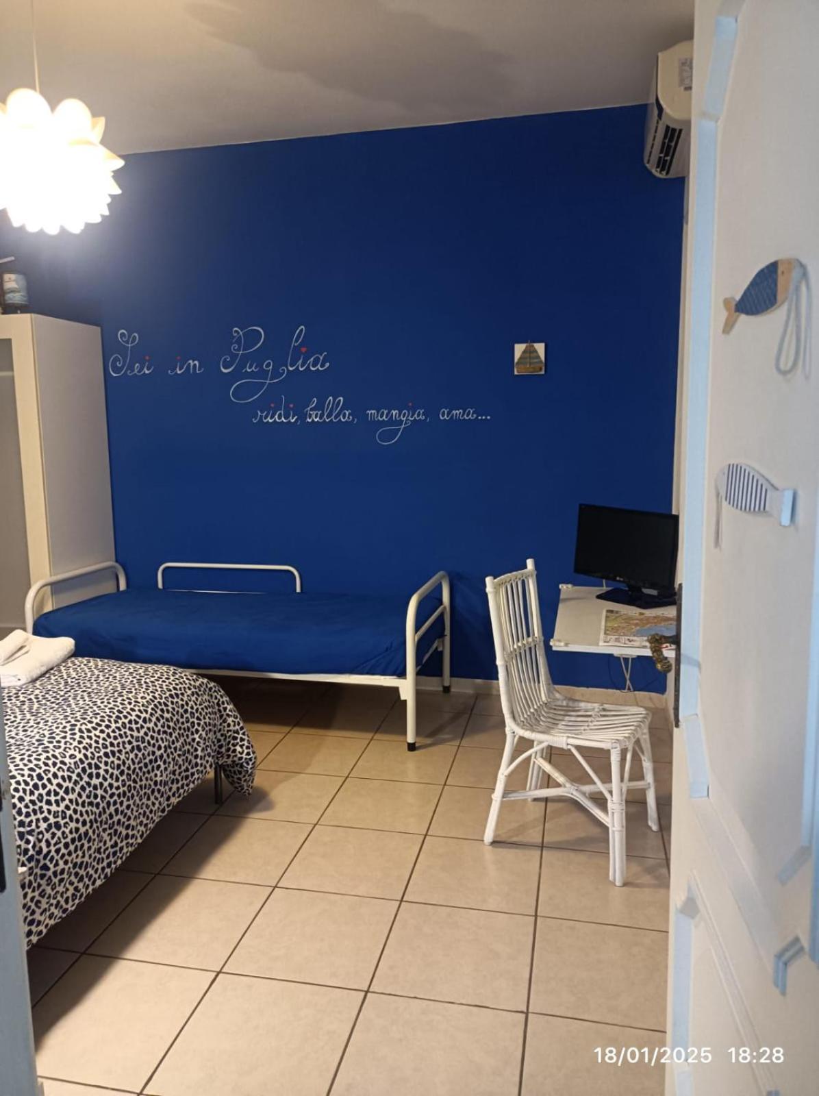 Travel&Living Hotell Trani Eksteriør bilde